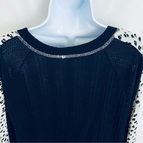 Hailey & Co Long Sleeve Top Size Large - Picture 8 of 10